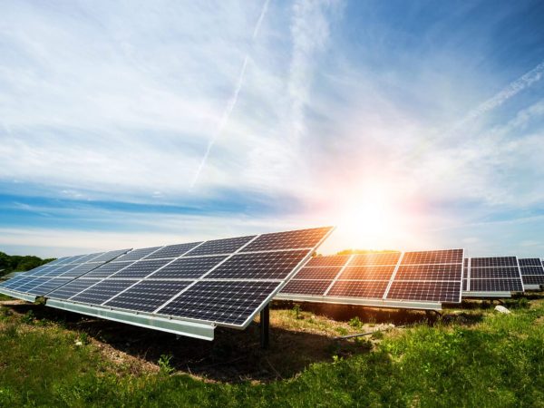 How Super Crystalline Nanomaterial Applied to Solar Power Cables and Connectors Can Improve System Efficiency