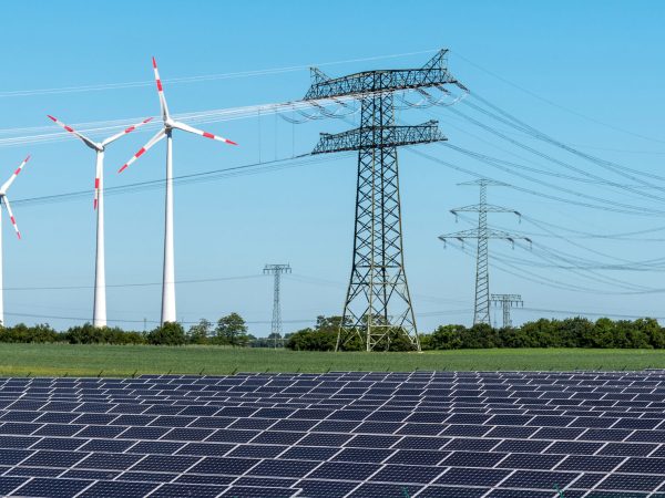 Utilities, Grid Operators Grapple with Adding Renewable Energy